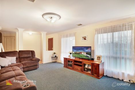 Property photo of 8 Bourkelands Drive Bourkelands NSW 2650