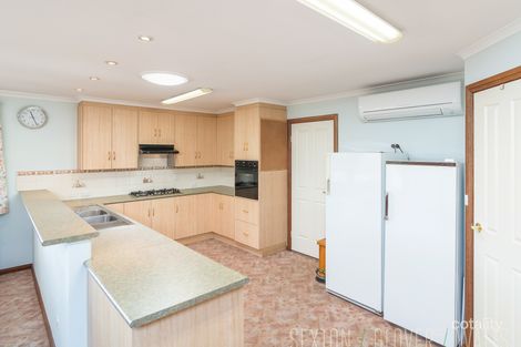 Property photo of 10 Yaktanga Way Mount Barker SA 5251