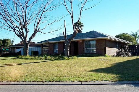 Property photo of 61 Waterton Way Cooloongup WA 6168