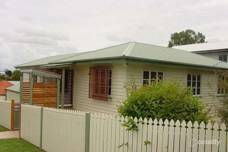 76 Wyena St, Camp Hill, QLD 4152