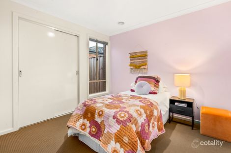 8 Weir Tce, Officer, VIC 3809