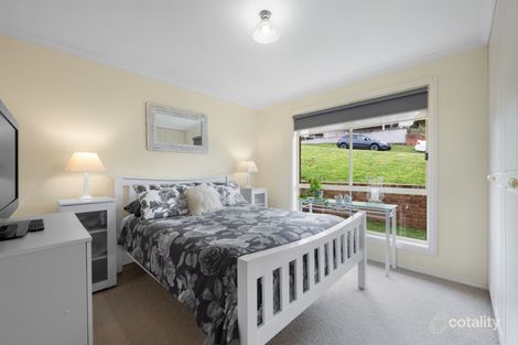 Property photo of 1/11 Sinclair Street Mount Gambier SA 5290