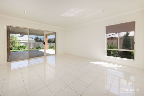 Property photo of 14 Burton Crescent Wodonga VIC 3690
