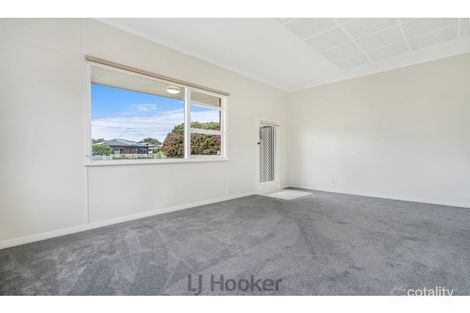 Property photo of 1/5 Ashley Street Marks Point NSW 2280