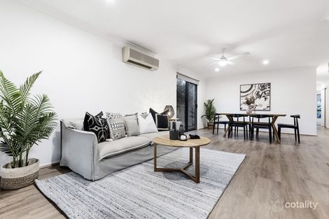 Property photo of 1/8 Marybeth Crescent Molendinar QLD 4214
