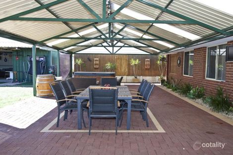 Property photo of 21 Tree Fern Green Maida Vale WA 6057