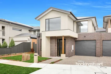 Property photo of 2/2 Observation Way Roxburgh Park VIC 3064