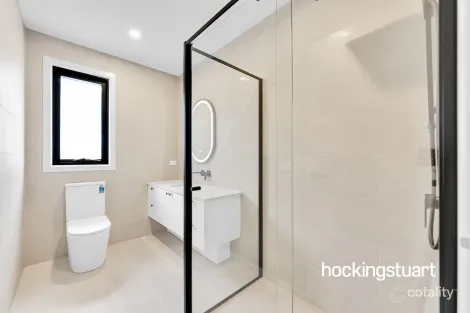 Property photo of 2/2 Observation Way Roxburgh Park VIC 3064