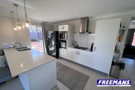 Property photo of 14 Bernard Crescent Kingaroy QLD 4610