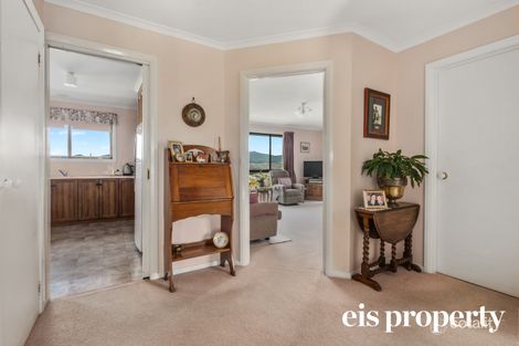 Property photo of 2/8 Begonia Street Lindisfarne TAS 7015