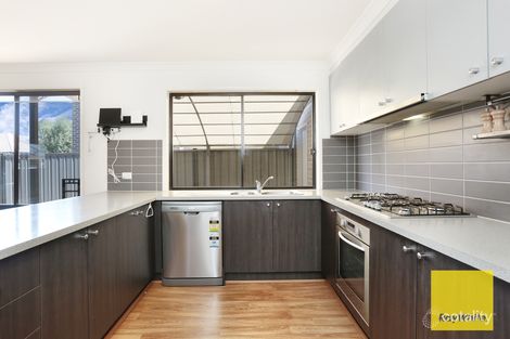 Property photo of 4 Tanner Mews Point Cook VIC 3030