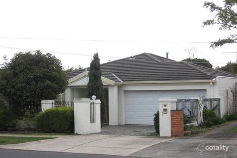 31 Cambridge Dr, Glen Waverley, VIC 3150