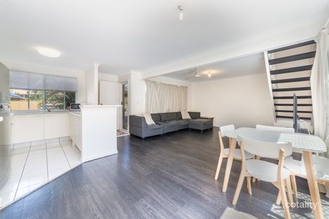 Property photo of 17/50 St Kevins Avenue Benowa QLD 4217