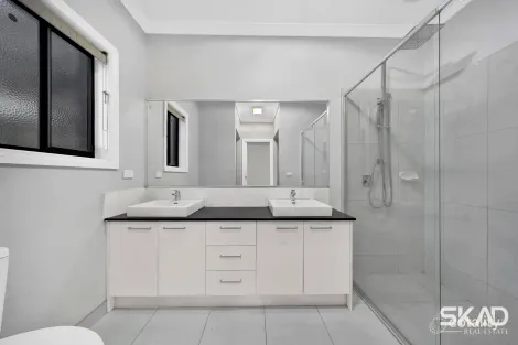 Property photo of 47 Herlitz Drive Epping VIC 3076
