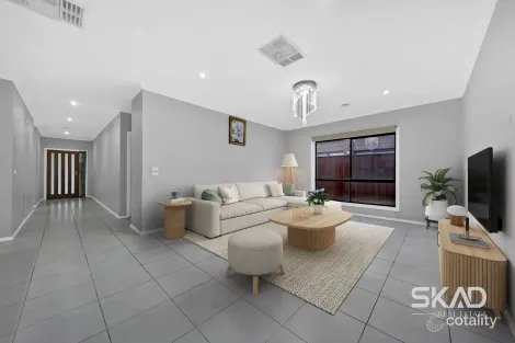 Property photo of 47 Herlitz Drive Epping VIC 3076