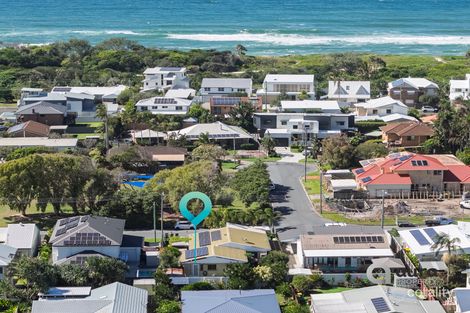 2/4 Benalla St, Warana, QLD 4575