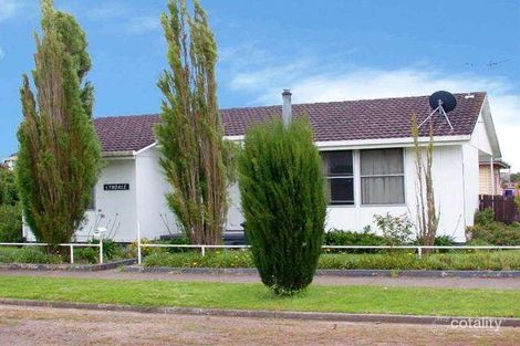 12 Best St, Heywood, VIC 3304