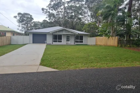 81 Channel St, Russell Island, QLD 4184