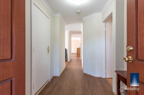 Property photo of 38 Spoonbill Place Queens Park WA 6107