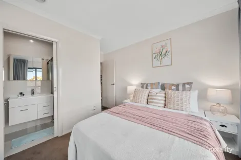 Property photo of 1 Pikler Rise Moncrieff ACT 2914