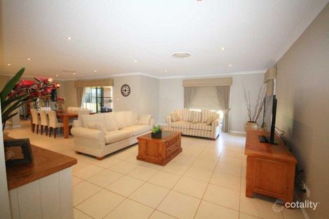 Property photo of 8 John Roach Close Dubbo NSW 2830