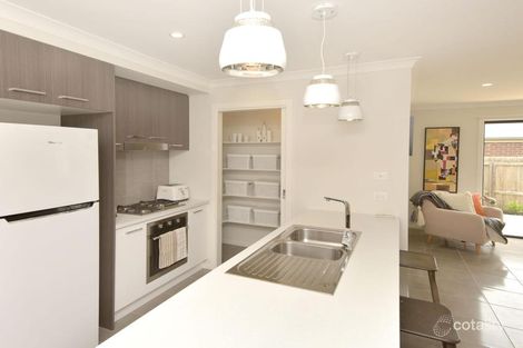 2 Sealion Ct, Indented Head, VIC 3223