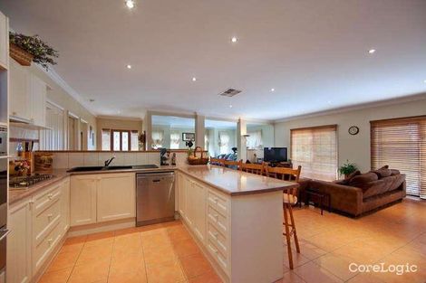 Property photo of 14 Woolmer Court Frankston South VIC 3199