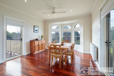 Property photo of 3 Canterbury Close Drouin VIC 3818