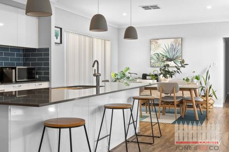 Property photo of 30 Pitsford Chase Aveley WA 6069