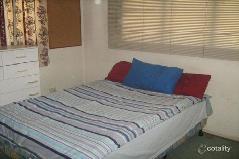 Property photo of 21 Willows Road Willows QLD 4702