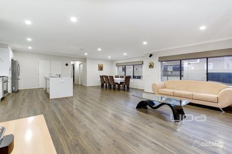 Property photo of 23 Moore Drive Plumpton VIC 3335