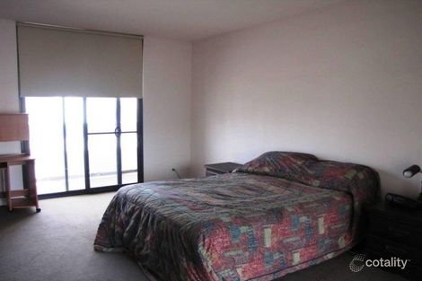 Property photo of 38 Printers Way Kingston ACT 2604