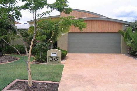 Property photo of 36 The Peninsula Helensvale QLD 4212