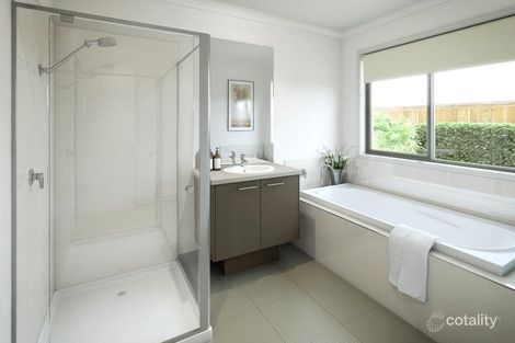 Property photo of 9 Redshift Avenue Fraser Rise VIC 3336