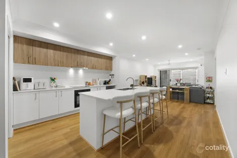 27 Magnetic St, Morayfield, QLD 4506