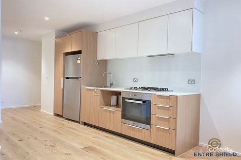 Property photo of 609W/888 Collins Street Docklands VIC 3008