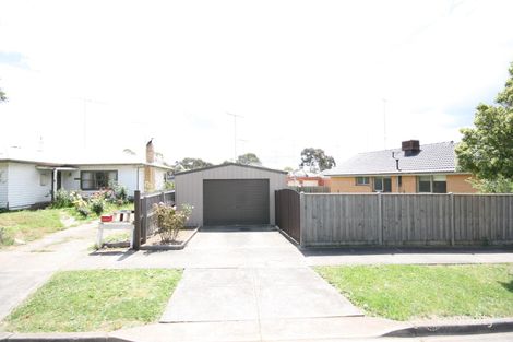 2 Patern St, Highton, VIC 3216