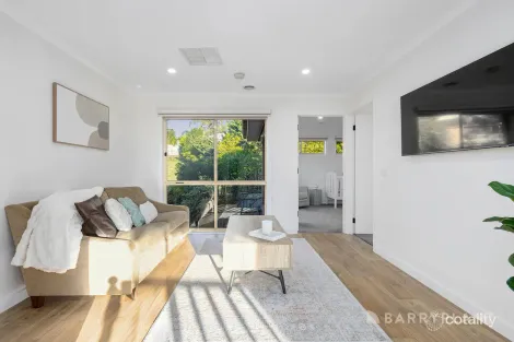 Property photo of 34 Galera Court Wandin North VIC 3139