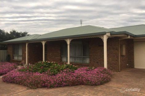 Property photo of 2/1 Magee Court Horsham VIC 3400