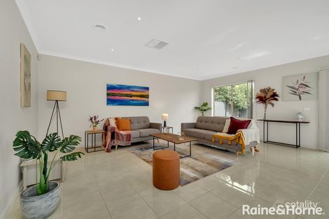 Property photo of 9 Redcliffe Parade Tarneit VIC 3029