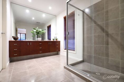 Property photo of 99 Clare Boulevard Greenvale VIC 3059