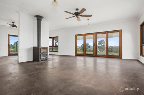 Property photo of 9 Arthur Street Taradale VIC 3447