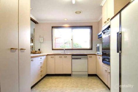 Property photo of 10 Whinham Place Isaacs ACT 2607