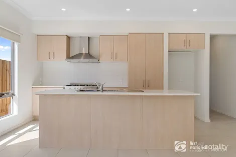 Property photo of 19 Jerro Road Eynesbury VIC 3338