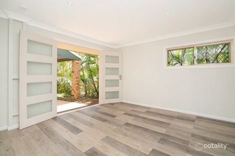 Property photo of 3 Hochtief Court Edens Landing QLD 4207