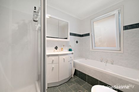 Property photo of 17 Waratah Street Karabar NSW 2620