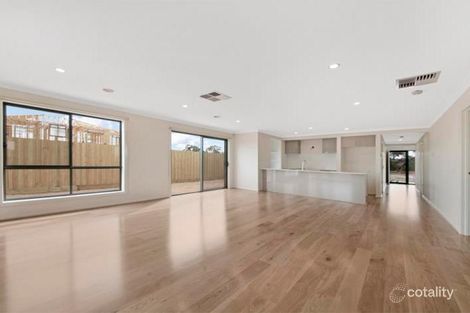 Property photo of 16 Bridgewater Parkway Wallan VIC 3756