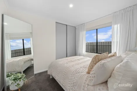 Property photo of 10 Mansfield Street Noarlunga Downs SA 5168