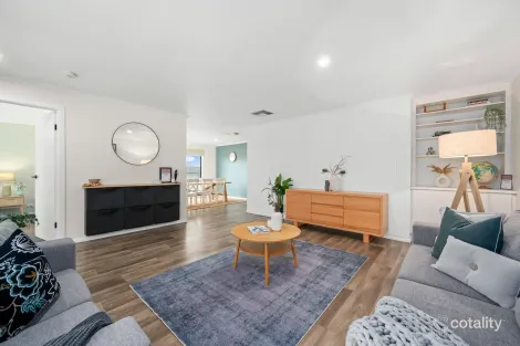 Property photo of 10 Mansfield Street Noarlunga Downs SA 5168
