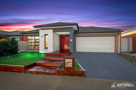 Property photo of 5 Tallgrass Avenue Truganina VIC 3029